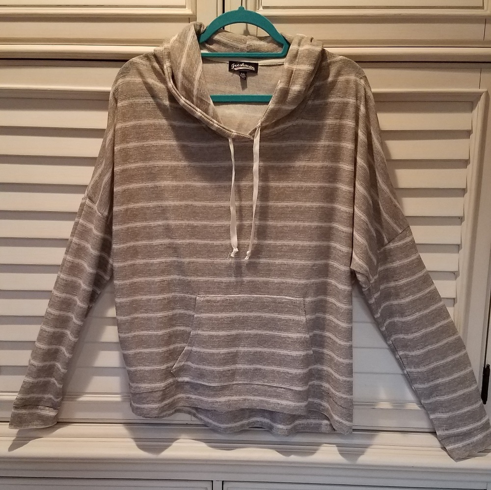Gray & White Sweatshirt